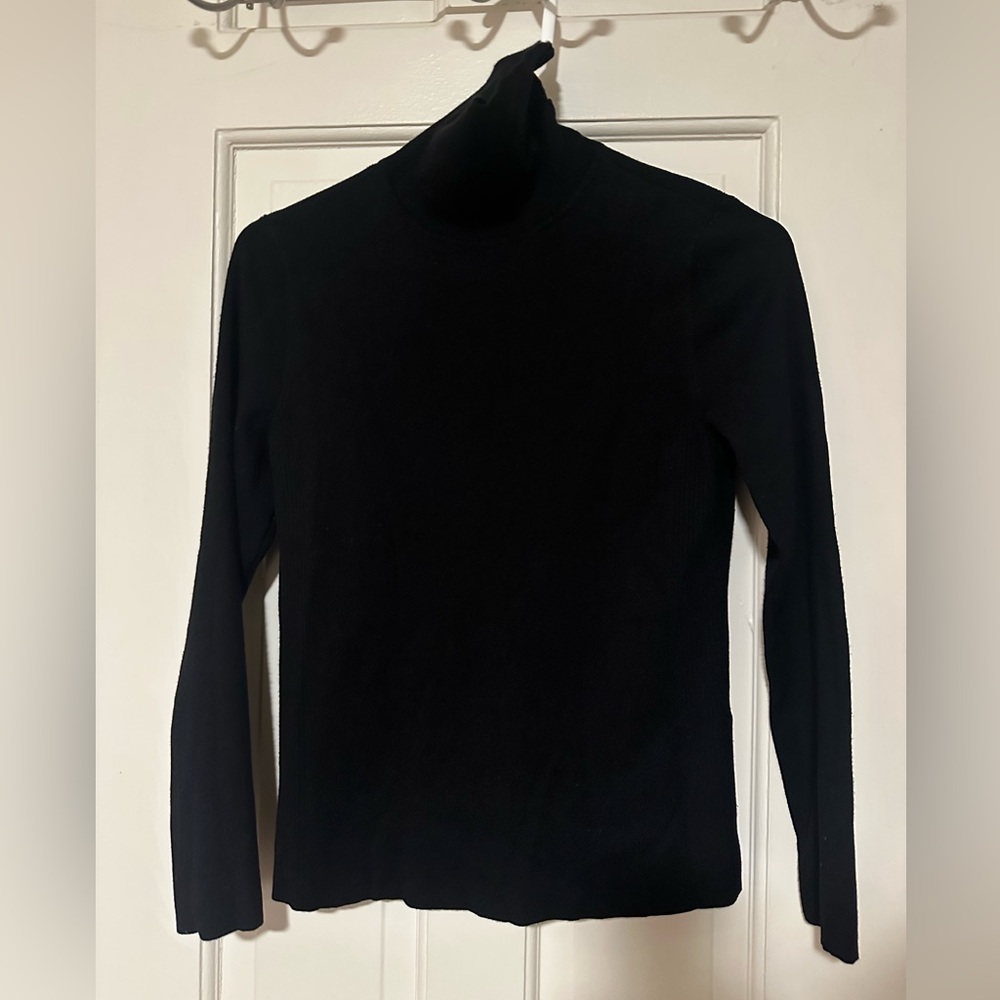 Stephanie b whisper cotton loose turtleneck black medium